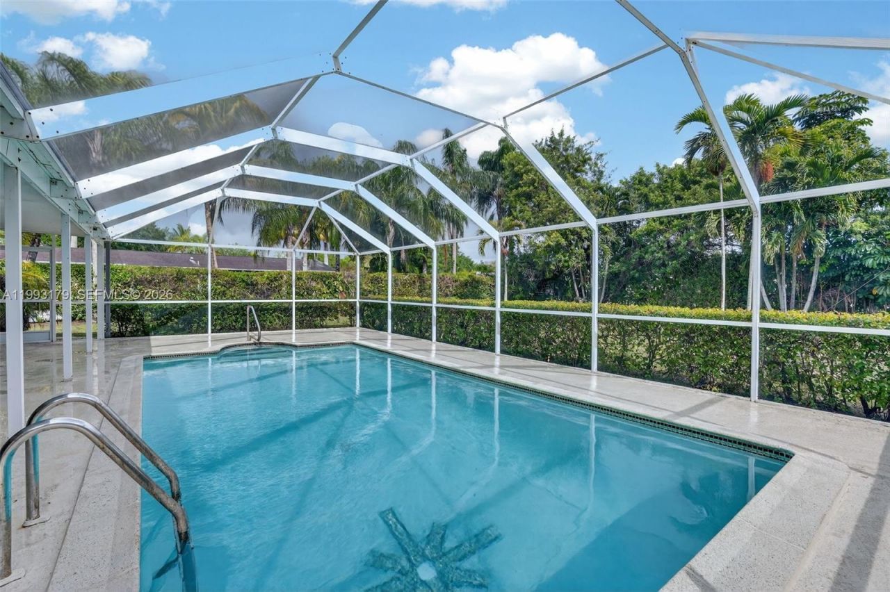 10753 SW 118th St , Miami, FL 33176 Photo