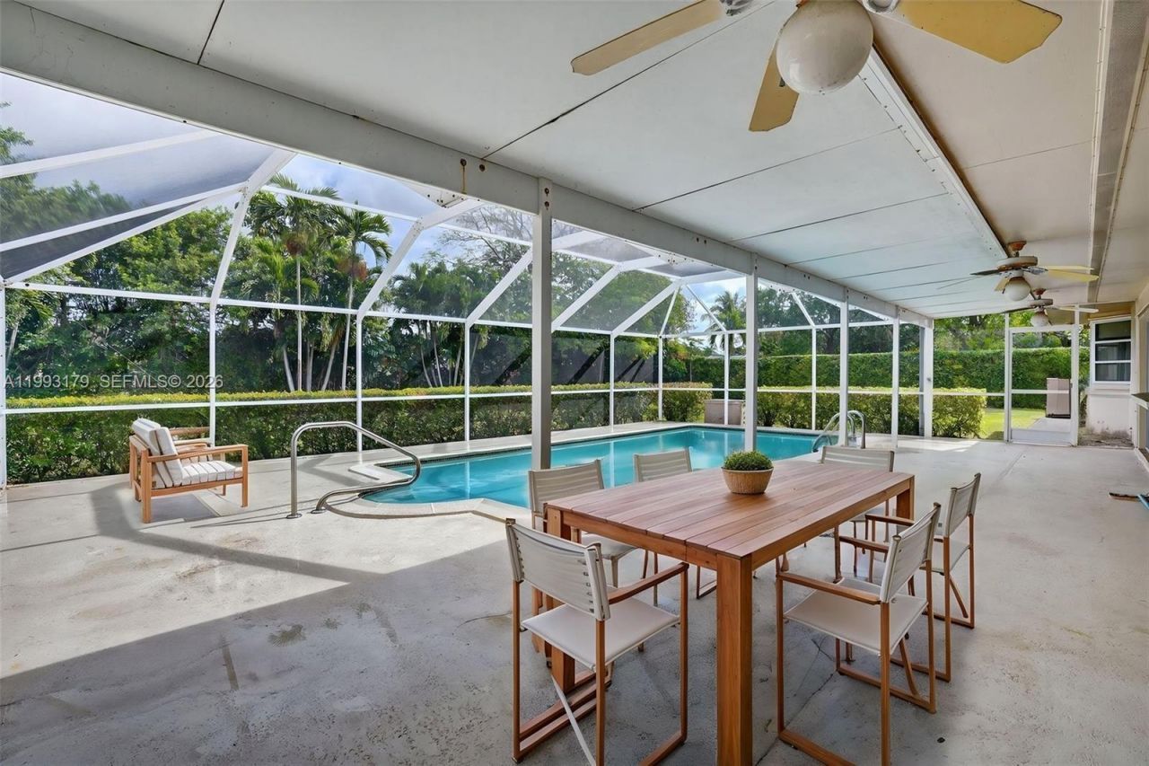 10753 SW 118th St , Miami, FL 33176 Photo