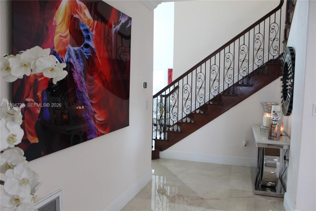 15580 SW 176th Ter , Miami, FL 33187 Photo