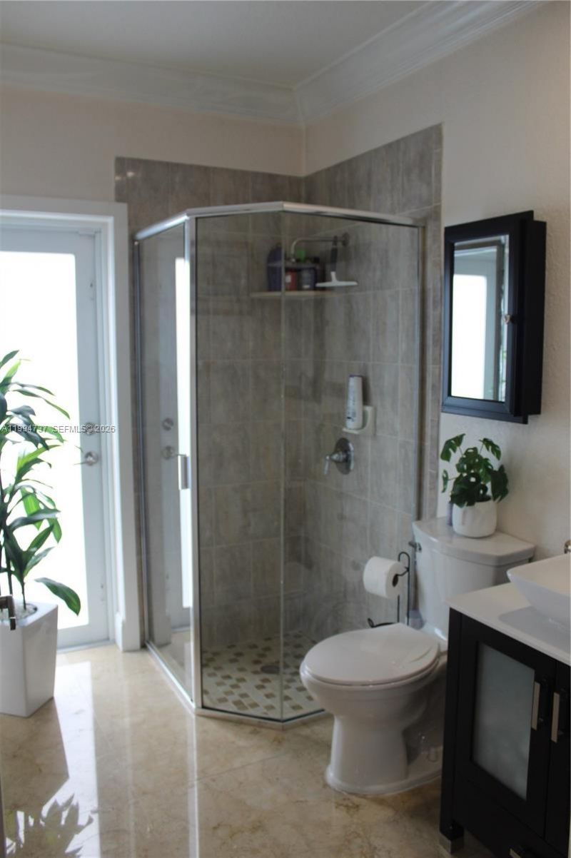 15580 SW 176th Ter , Miami, FL 33187 Photo