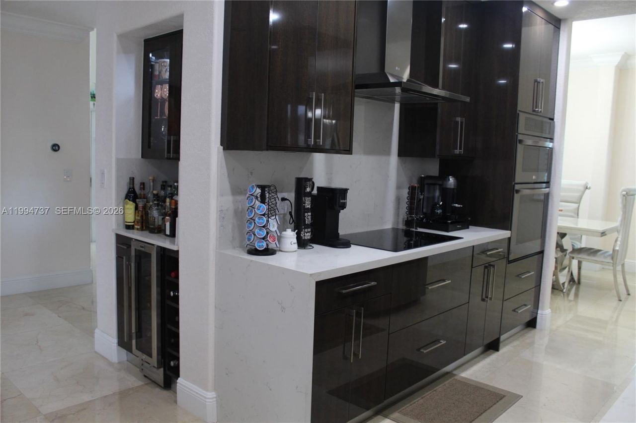 15580 SW 176th Ter , Miami, FL 33187 Photo