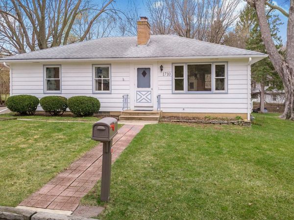 1710 Camus Lane, Madison, WI 53705