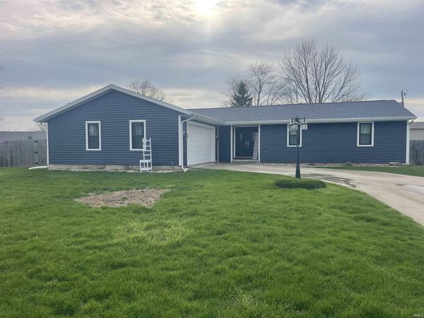 4121 Ort Drive, Woodburn, IN 46797