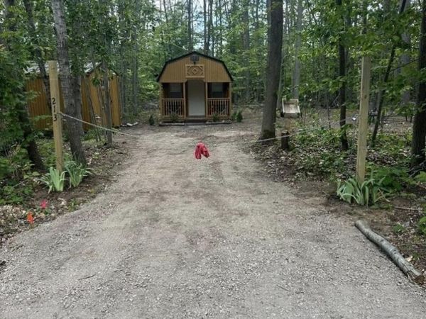 213 Primrose Trail, Gaylord, MI 49735