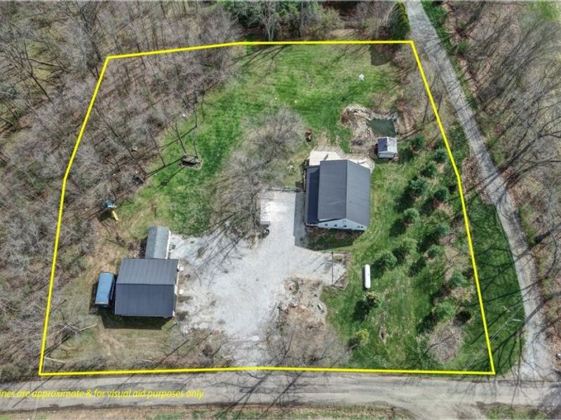 14770 Township Road 467, Lakeville, OH 44638 Photo 2