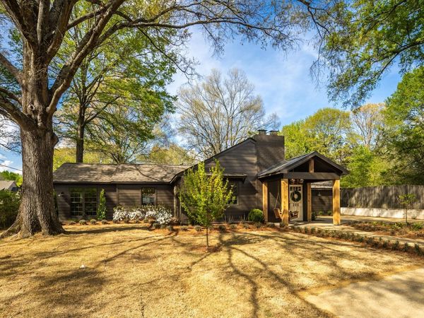 306 W POPLAR AVE, Collierville, TN 38017