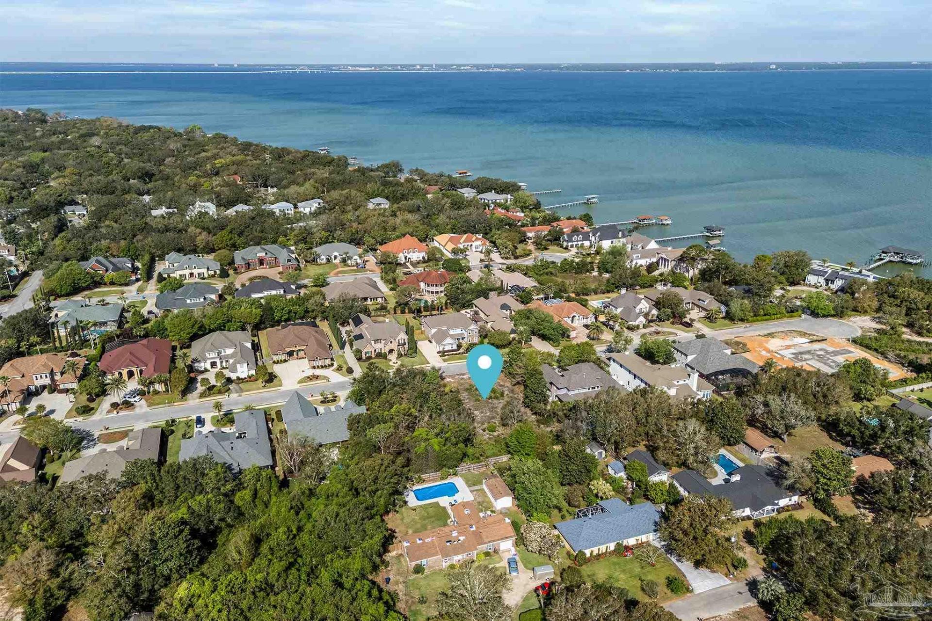 1334 Quiet Cove Ct, Gulf Breeze, FL 32563 Main Photo