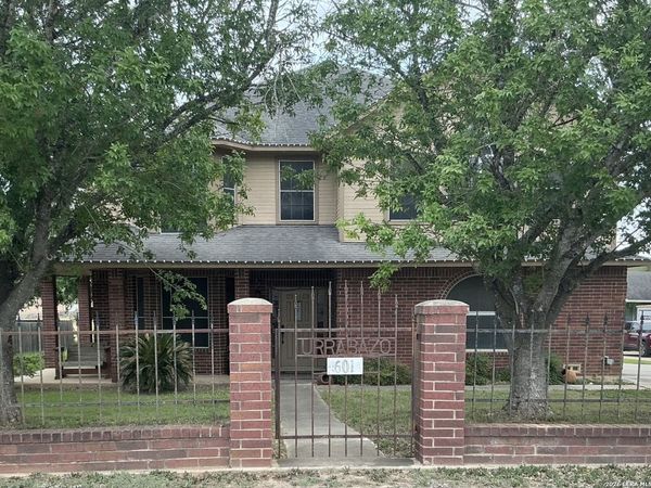 601 state highway 123, Stockdale, TX 78160