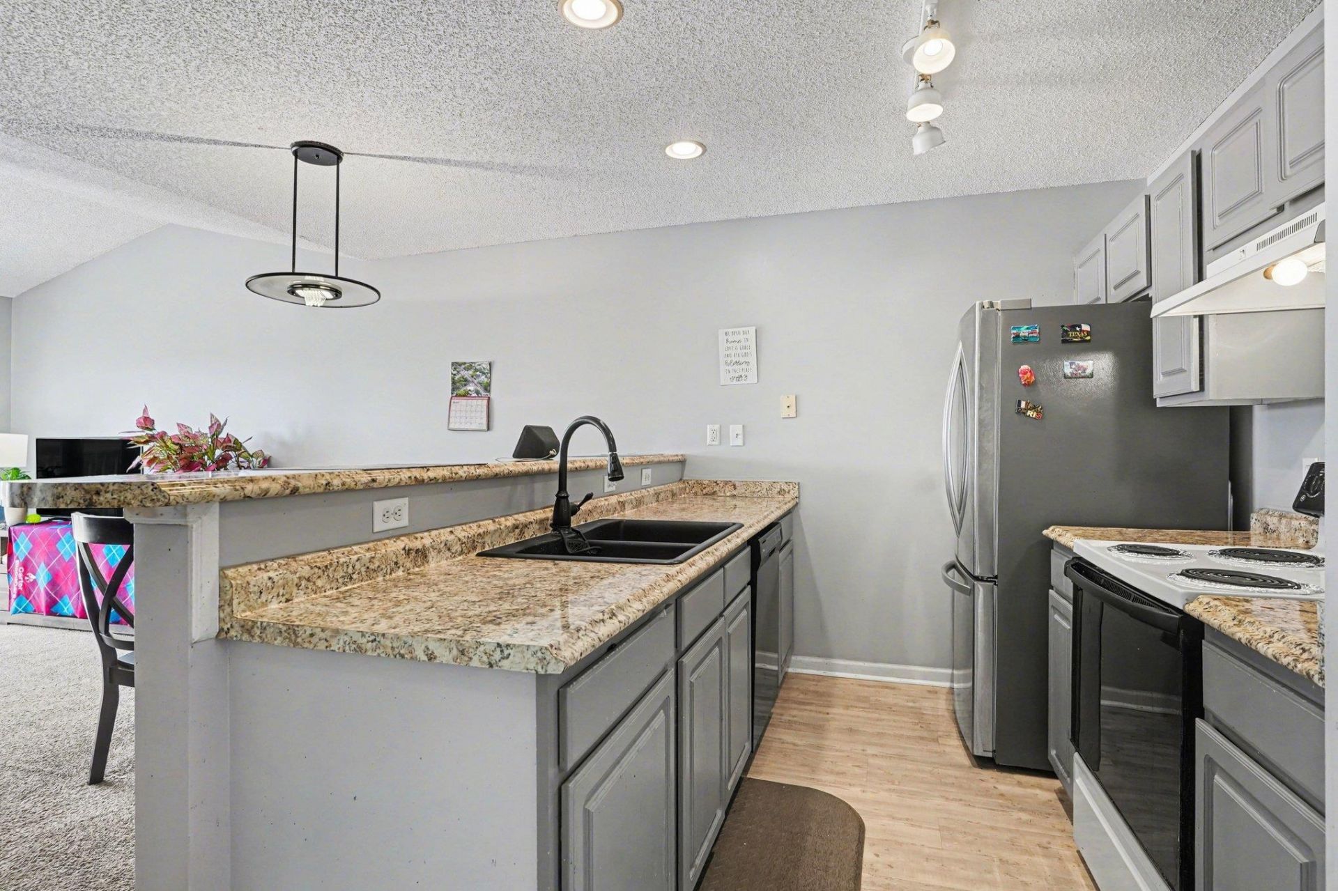 4506 W Harbour Ct. Photo 6