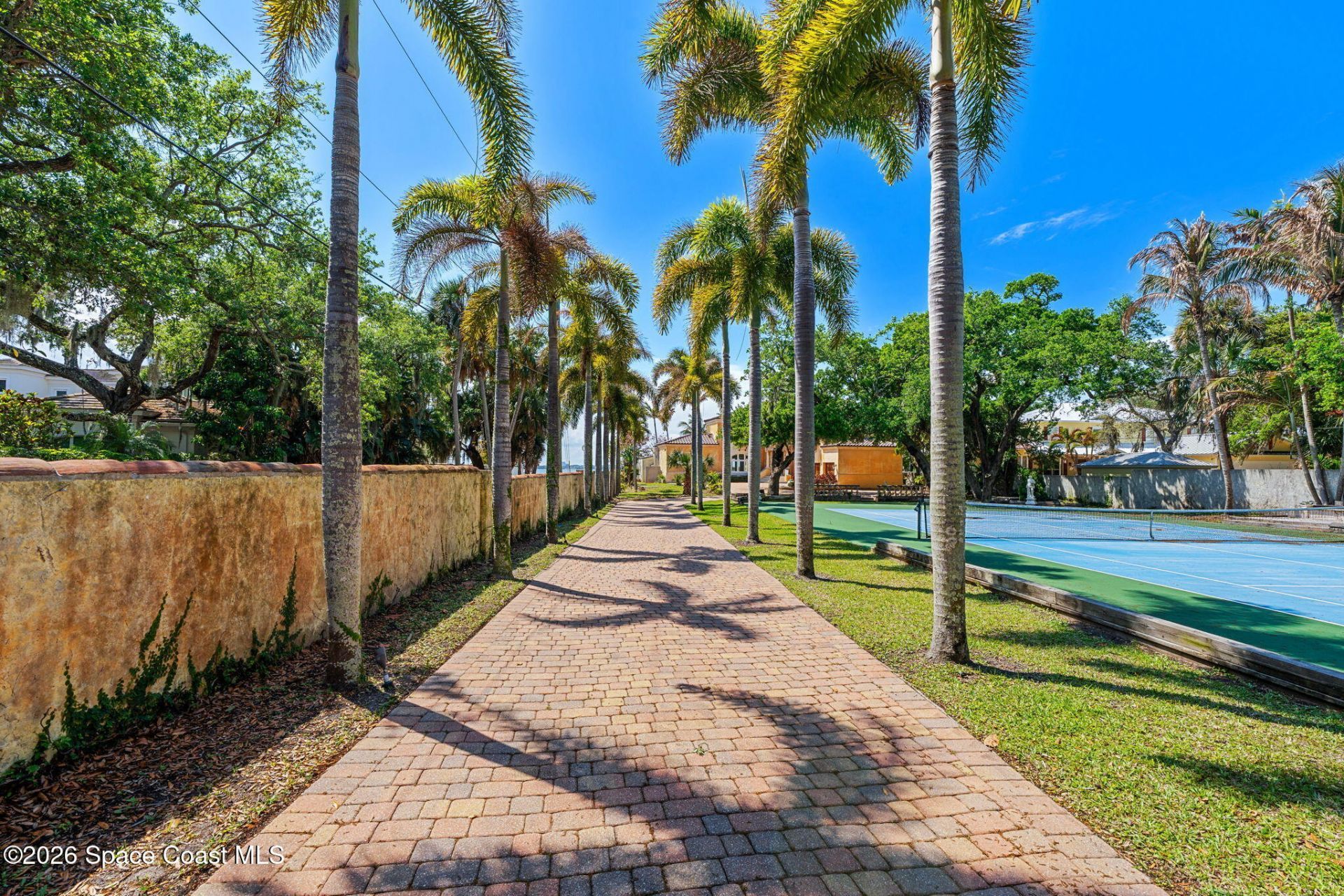 1000 N Riverside Drive, Indialantic, FL 32903 Photo