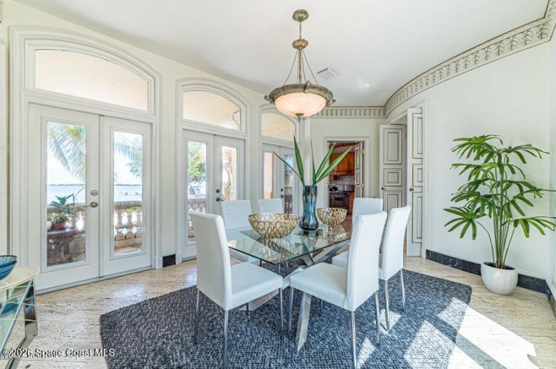 1000 N Riverside Drive, Indialantic, FL 32903 Photo