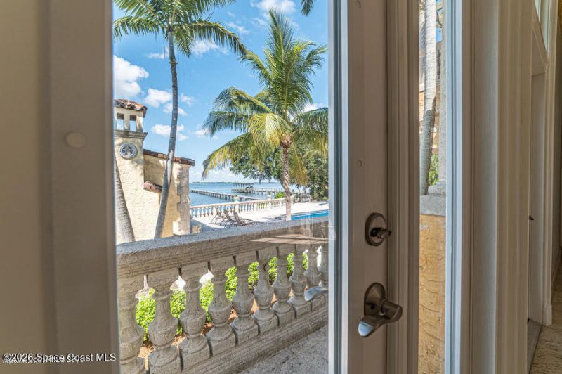 1000 N Riverside Drive, Indialantic, FL 32903 Photo