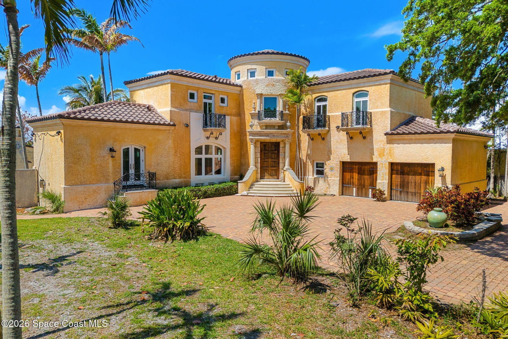 1000 N Riverside Drive, Indialantic, FL 32903 Photo