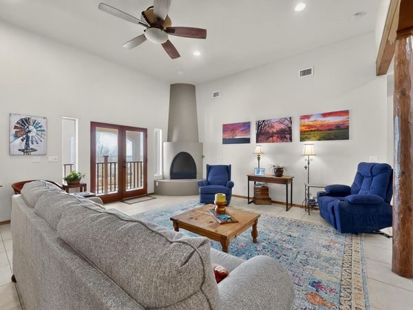 1521 Valley View Drive SW, Los Lunas, NM 87031