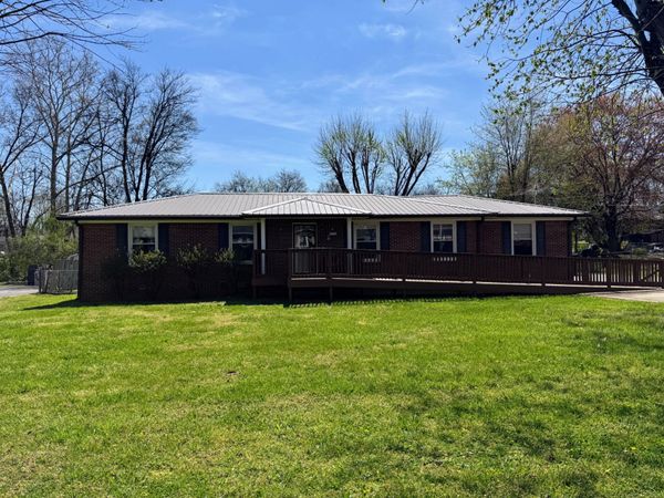 211 Stonewall Rd, Columbia, TN 38401
