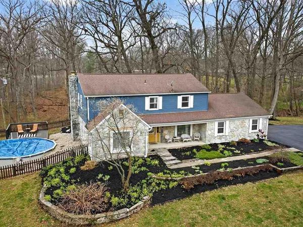 8418 N Oakwood Place, West Terre Haute, IN 47885