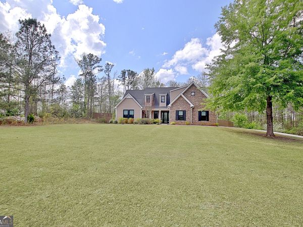 12 Smokey Ridge Court, Newnan, GA 30263