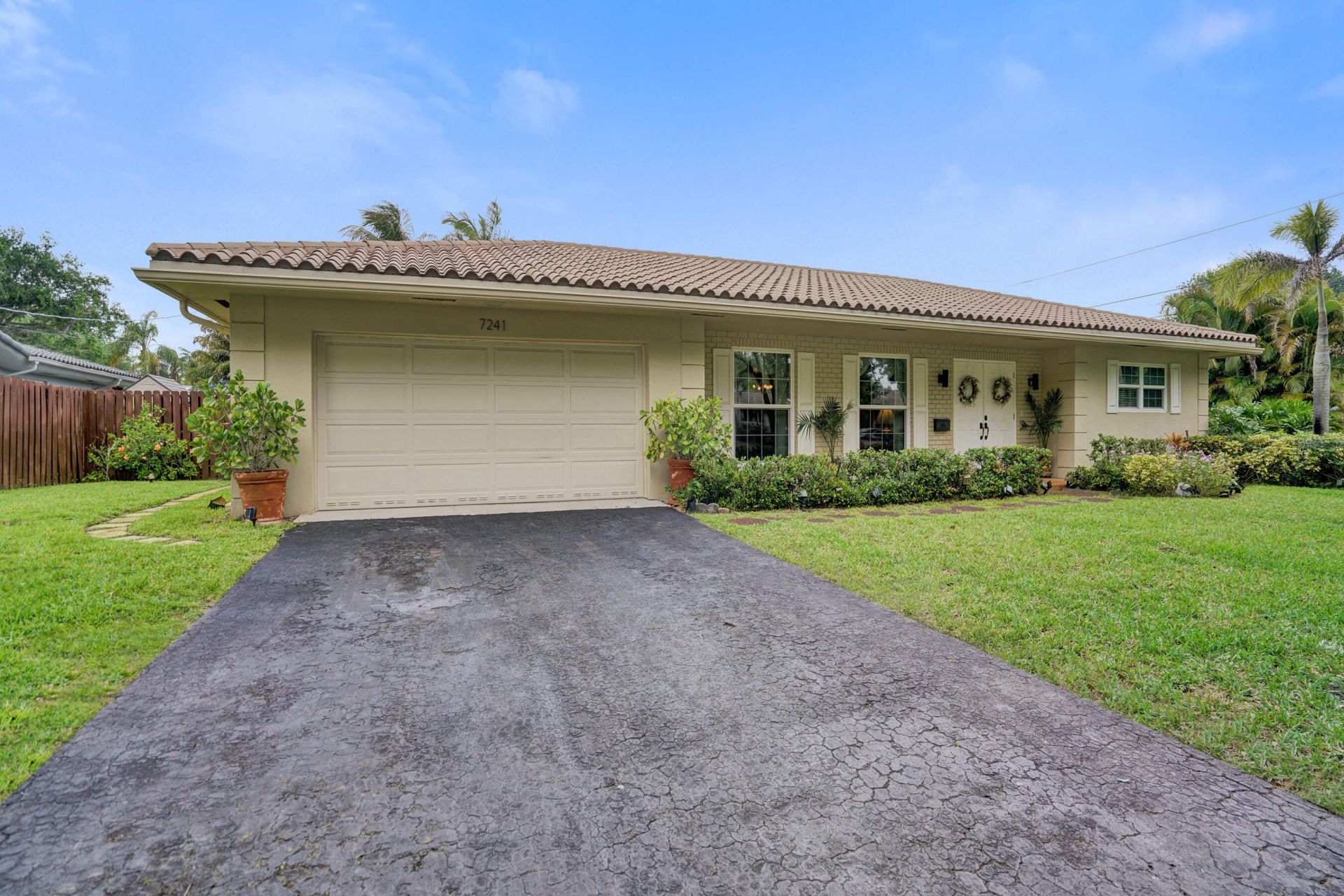 7241 NW 5th Court, Plantation, FL 33317 Photo