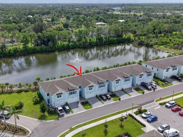 5786 SE Edgewater Circle, Stuart, FL 34997