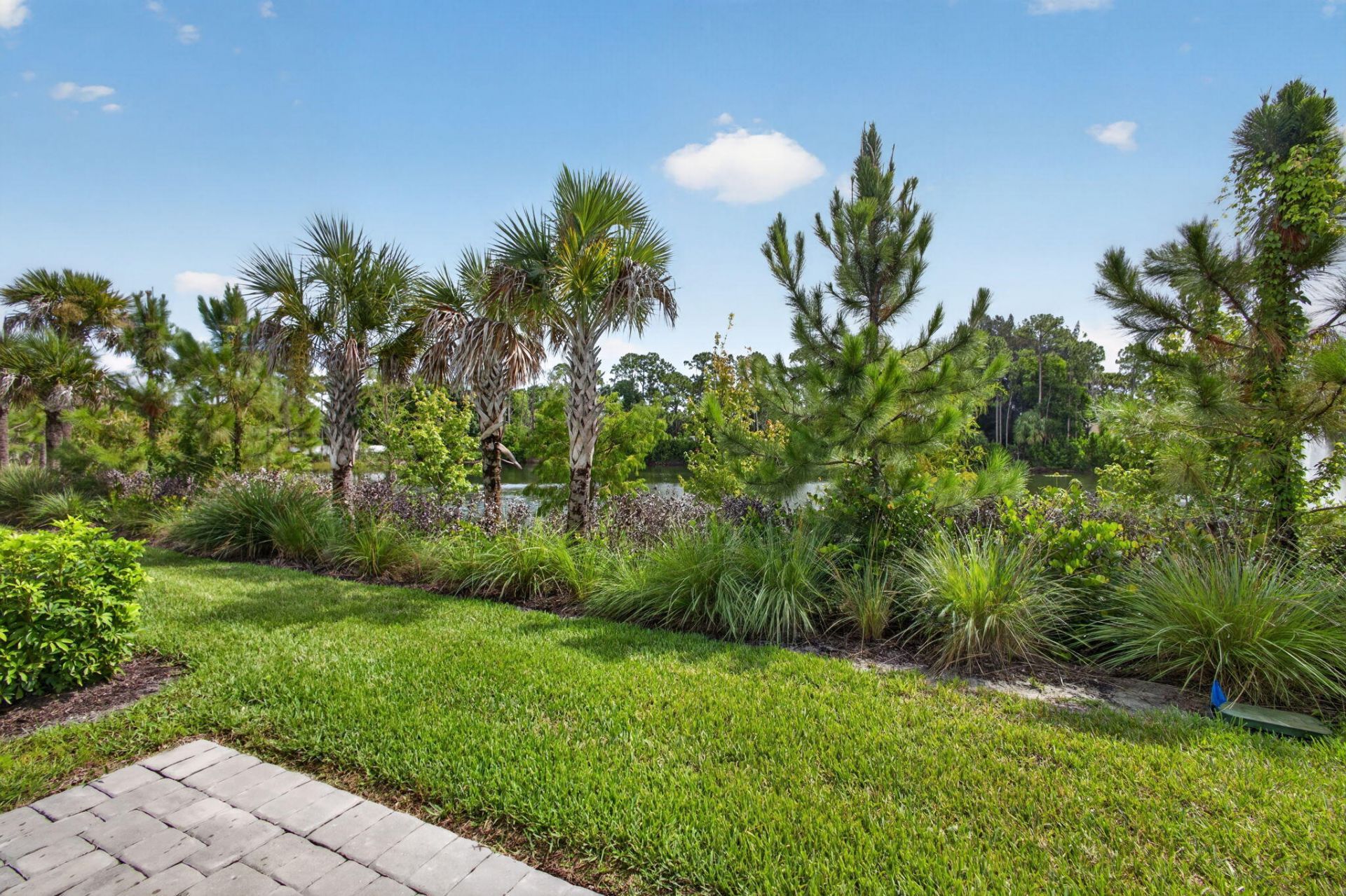 5786 SE Edgewater Circle, Stuart, FL 34997 Photo