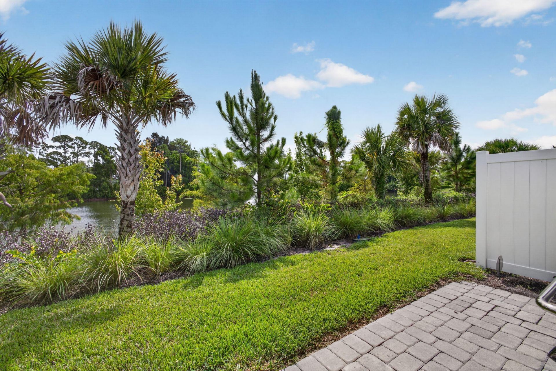 5786 SE Edgewater Circle, Stuart, FL 34997 Photo