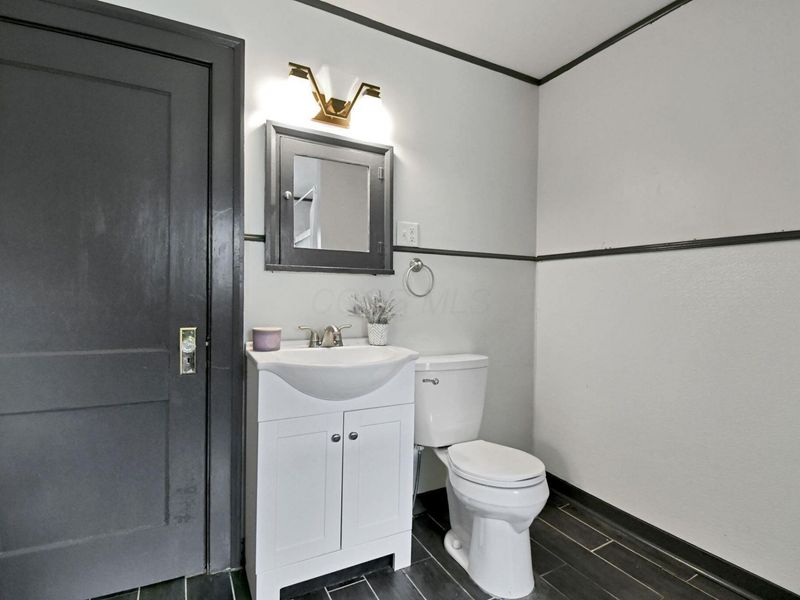 453 W Dickson Avenue , Mansfield, OH 44903 Photo 12