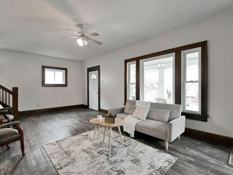 453 W Dickson Avenue , Mansfield, OH 44903 Photo 3