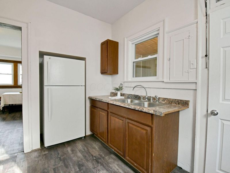 453 W Dickson Avenue , Mansfield, OH 44903 Photo 6