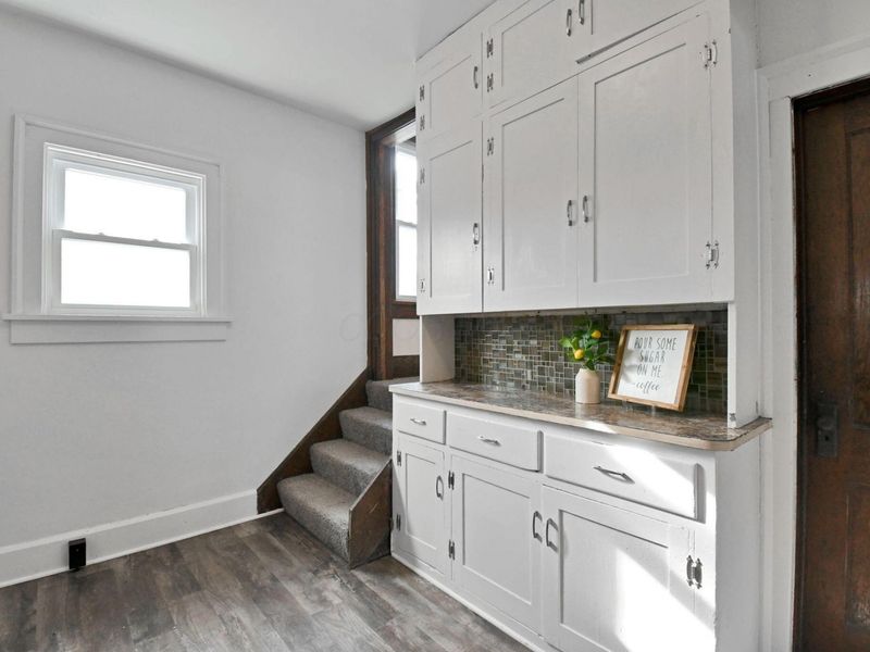 453 W Dickson Avenue , Mansfield, OH 44903 Photo 8