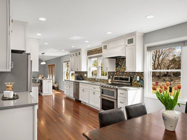 3645 Laurel Drive, Deephaven, MN 55391