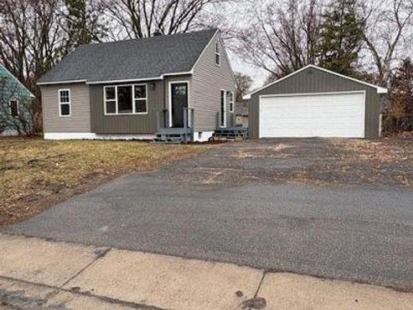 21 Inner Drive, Circle Pines, MN 55014