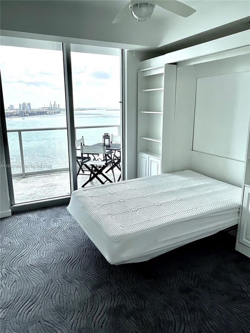 300 S Biscayne Blvd, Unit T-2012, Miami, FL 33131 Photo