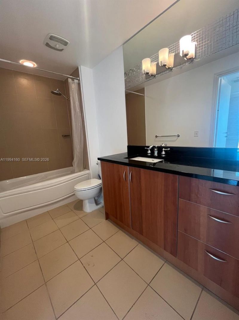 300 S Biscayne Blvd, Unit T-2012, Miami, FL 33131 Photo