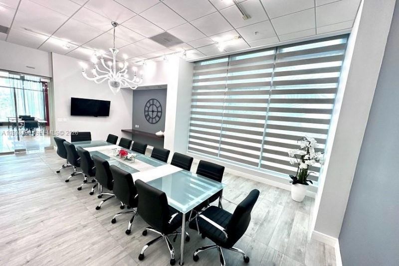 300 S Biscayne Blvd, Unit T-2012, Miami, FL 33131 Photo