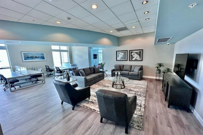 300 S Biscayne Blvd, Unit T-2012, Miami, FL 33131 Photo