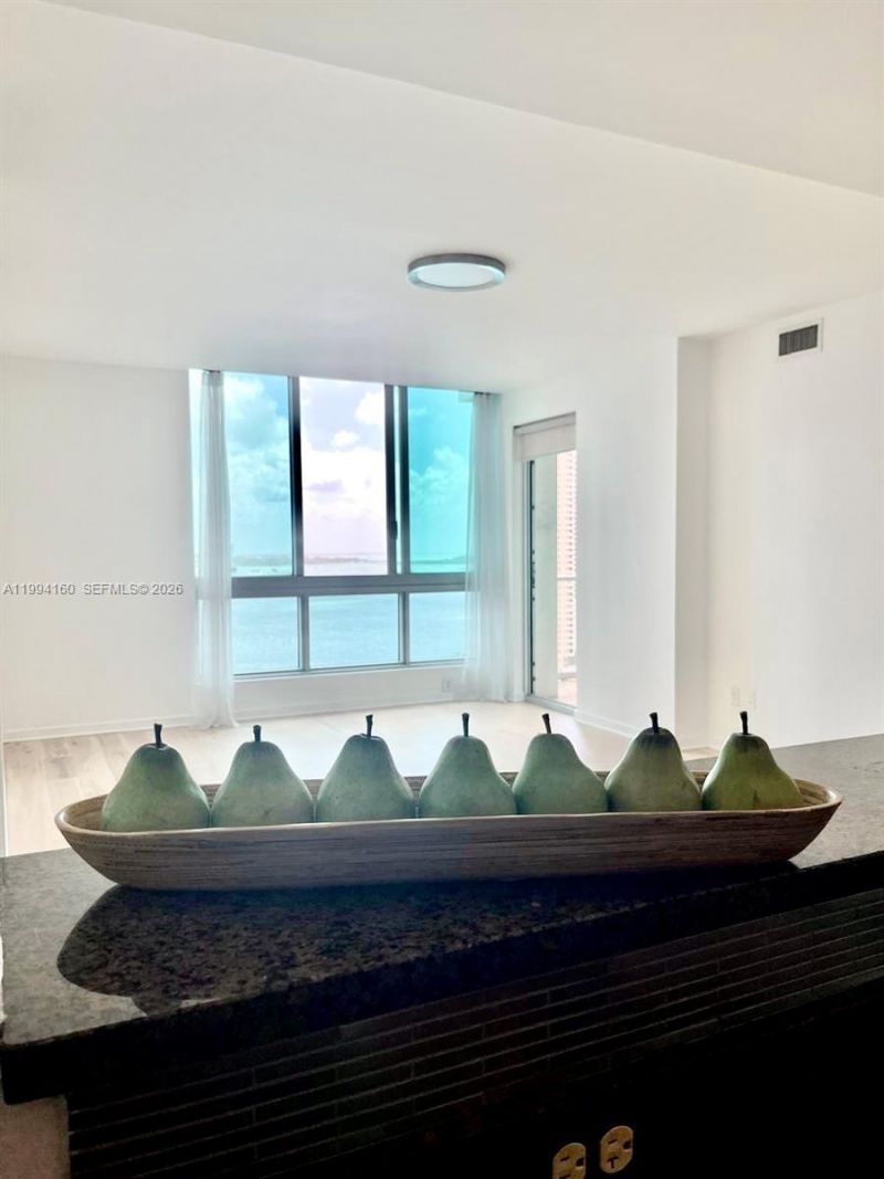 300 S Biscayne Blvd, Unit T-2012, Miami, FL 33131 Photo