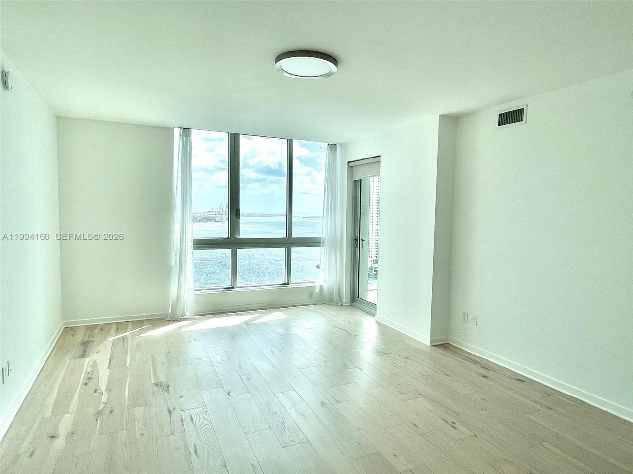 300 S Biscayne Blvd, Unit T-2012, Miami, FL 33131 Photo