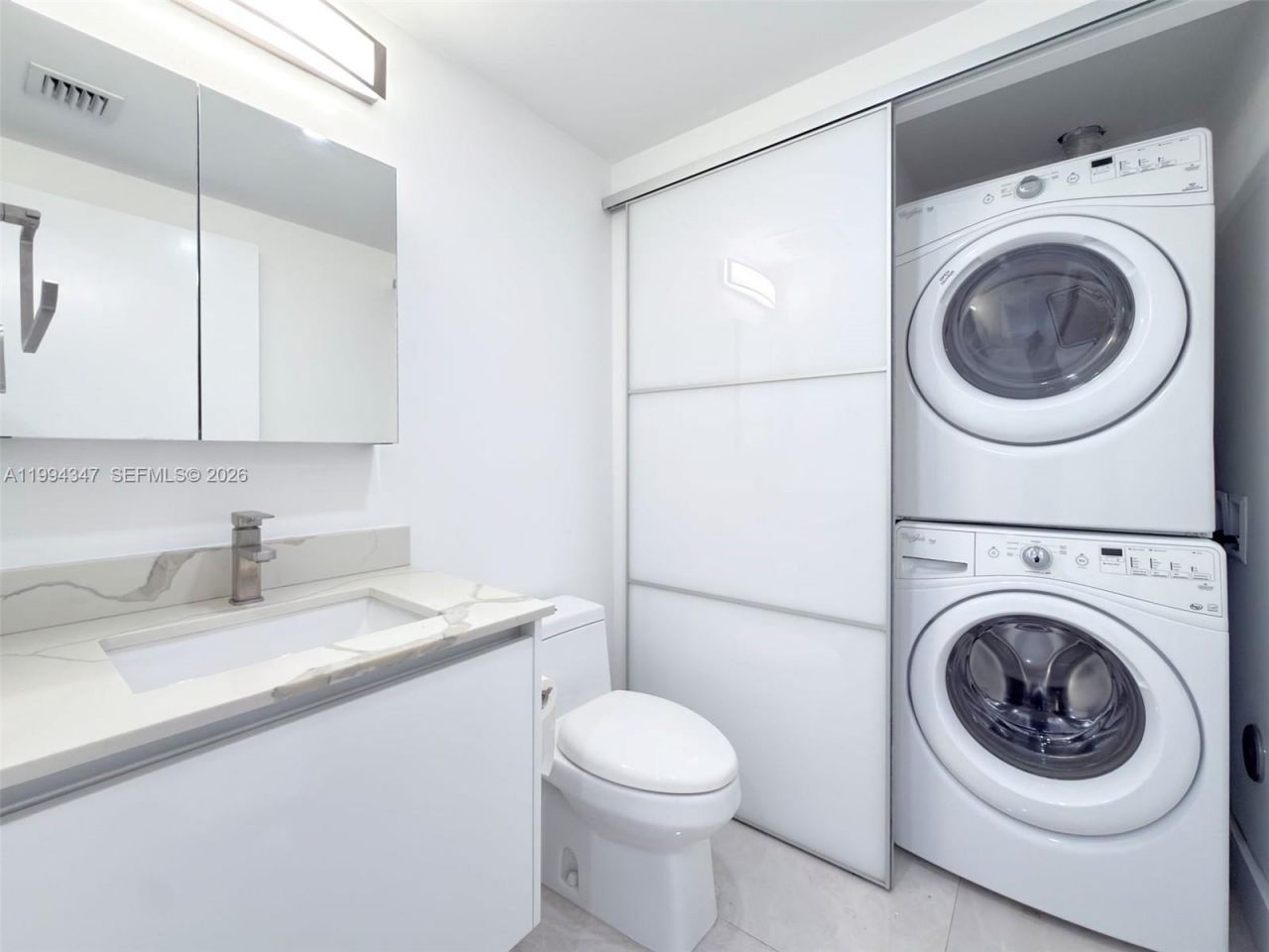 1300 Brickell Bay Dr, Unit 3100, Miami, FL 33131 Photo