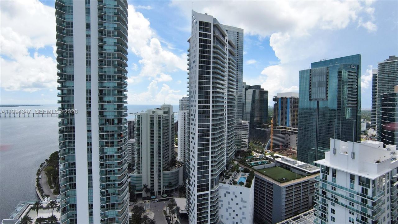 1300 Brickell Bay Dr, Unit 3100, Miami, FL 33131 Photo
