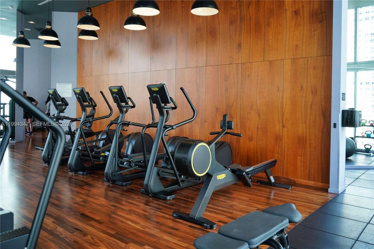 1300 Brickell Bay Dr, Unit 3100, Miami, FL 33131 Photo