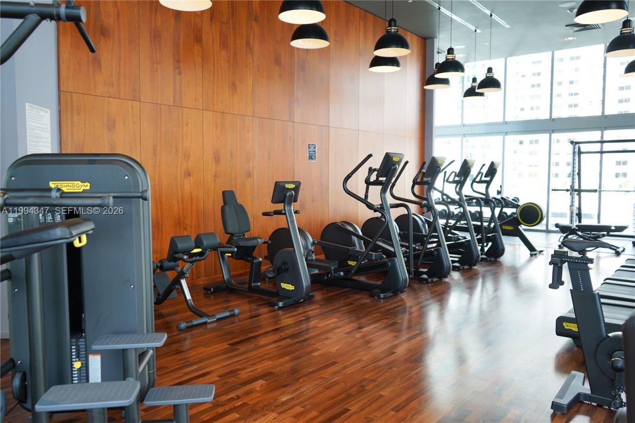 1300 Brickell Bay Dr, Unit 3100, Miami, FL 33131 Photo