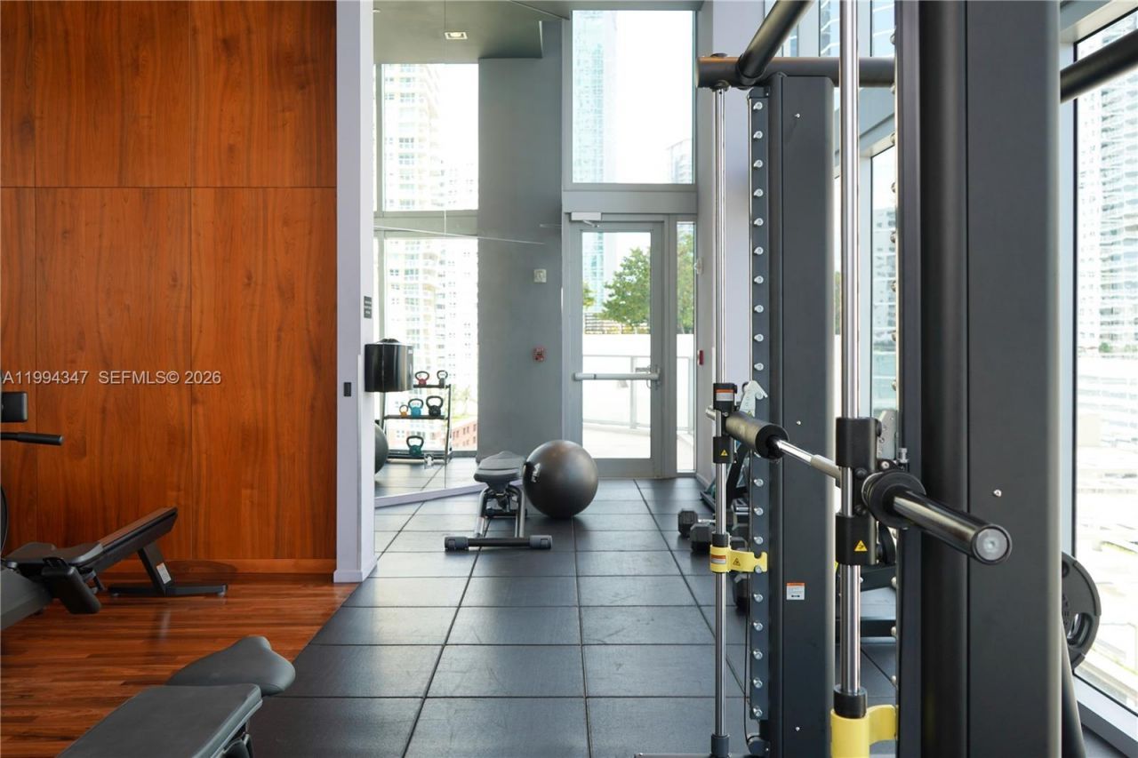 1300 Brickell Bay Dr, Unit 3100, Miami, FL 33131 Photo