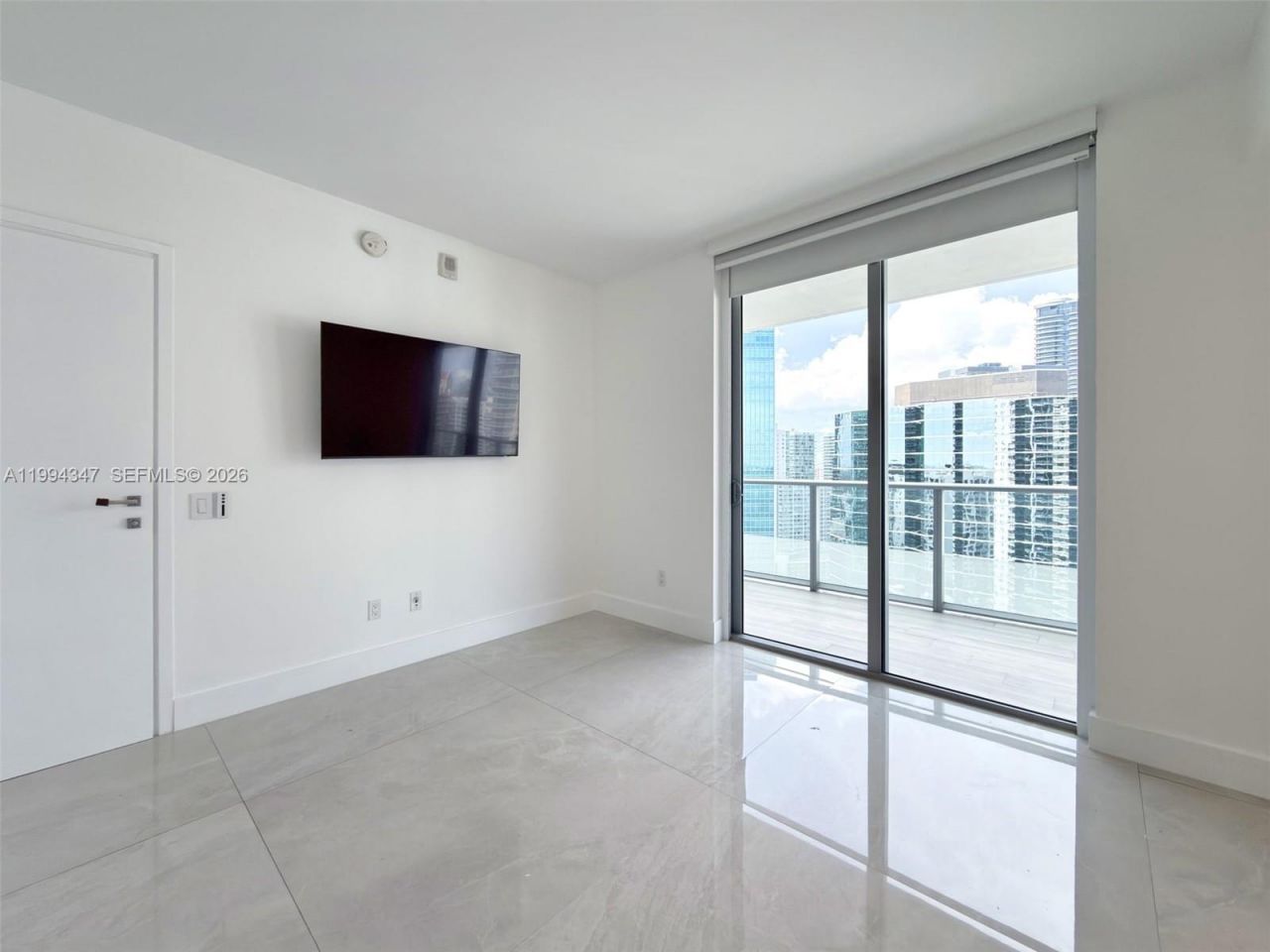 1300 Brickell Bay Dr, Unit 3100, Miami, FL 33131 Photo