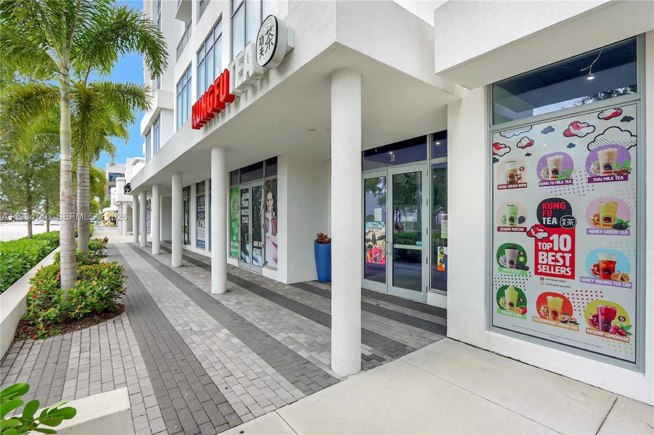 Boba Tea Shop For Sale On Busy North Federal Hwy, Fort Lauderdale, FL 33304 Photo
