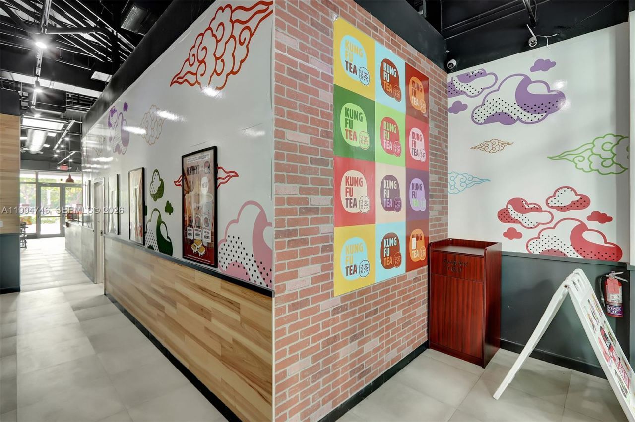 Boba Tea Shop For Sale On Busy North Federal Hwy, Fort Lauderdale, FL 33304 Photo
