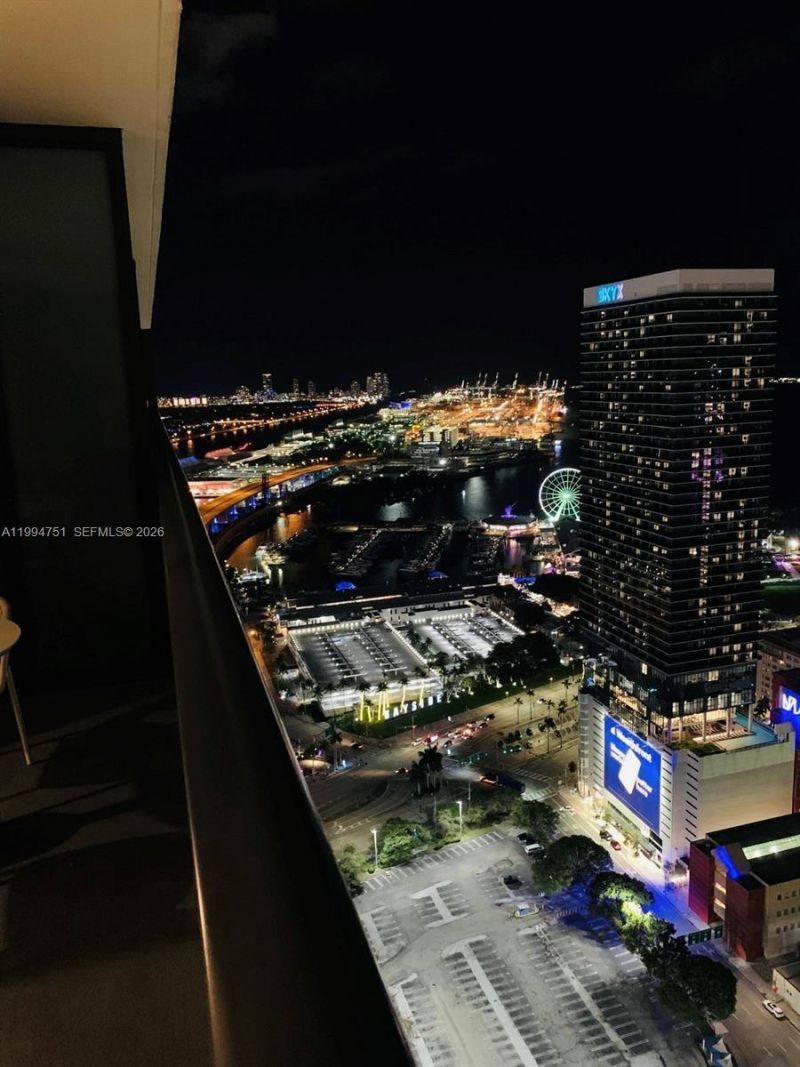 159 NE 6, Unit 4508, Miami, FL 33132 Photo