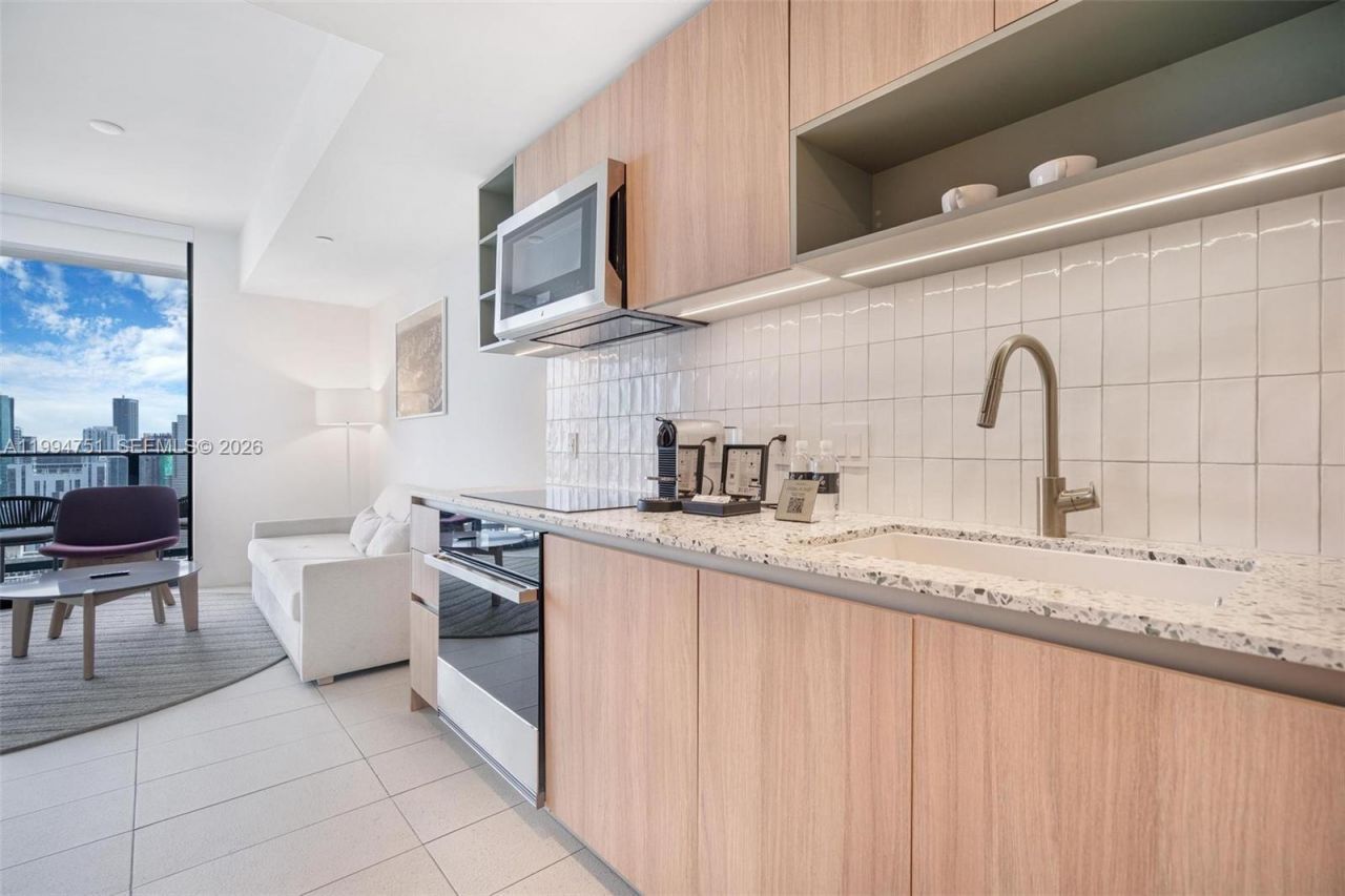 159 NE 6, Unit 4508, Miami, FL 33132 Photo