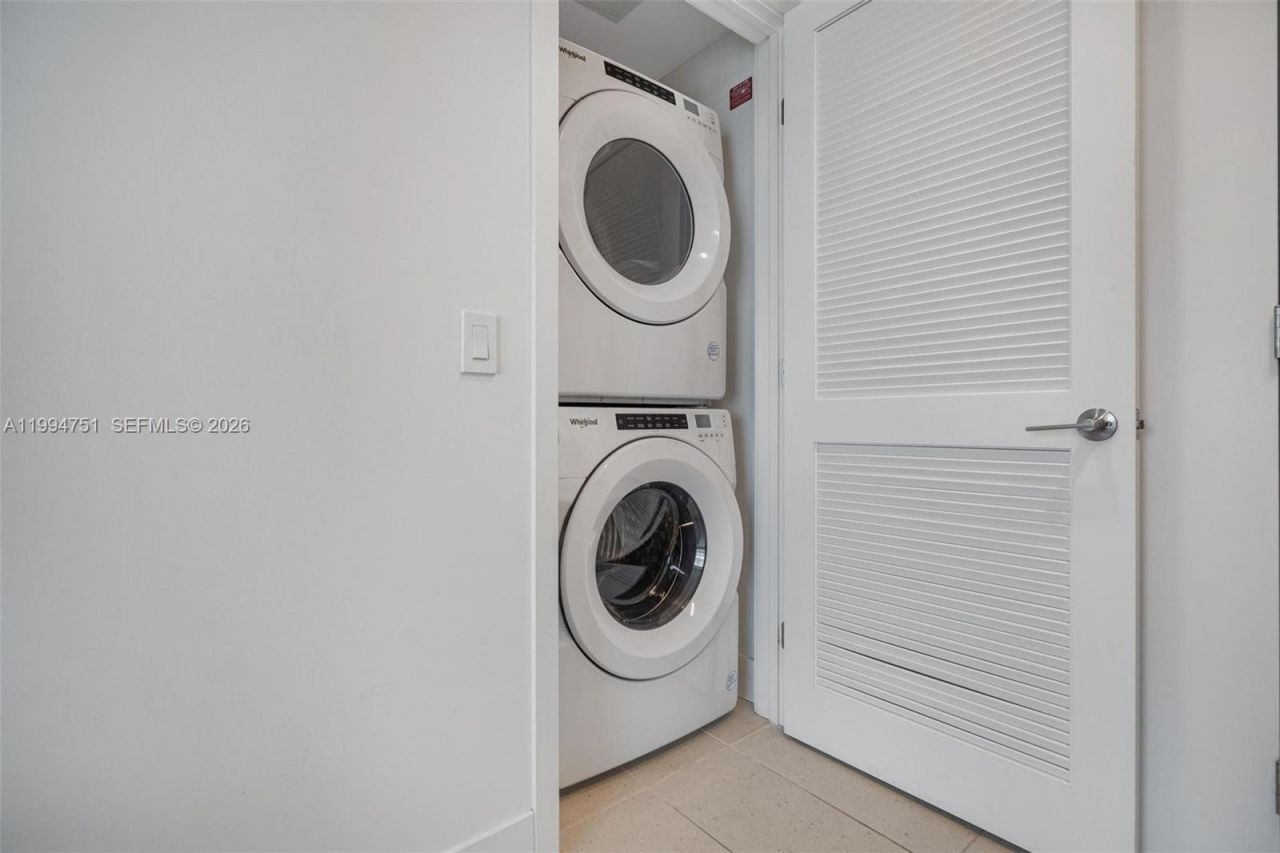 159 NE 6, Unit 4508, Miami, FL 33132 Photo