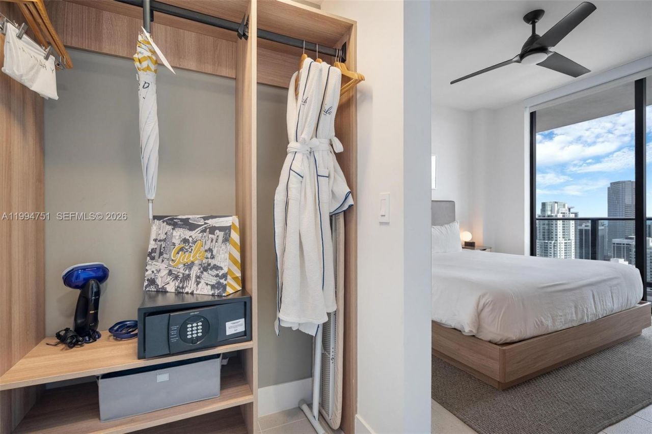 159 NE 6, Unit 4508, Miami, FL 33132 Photo