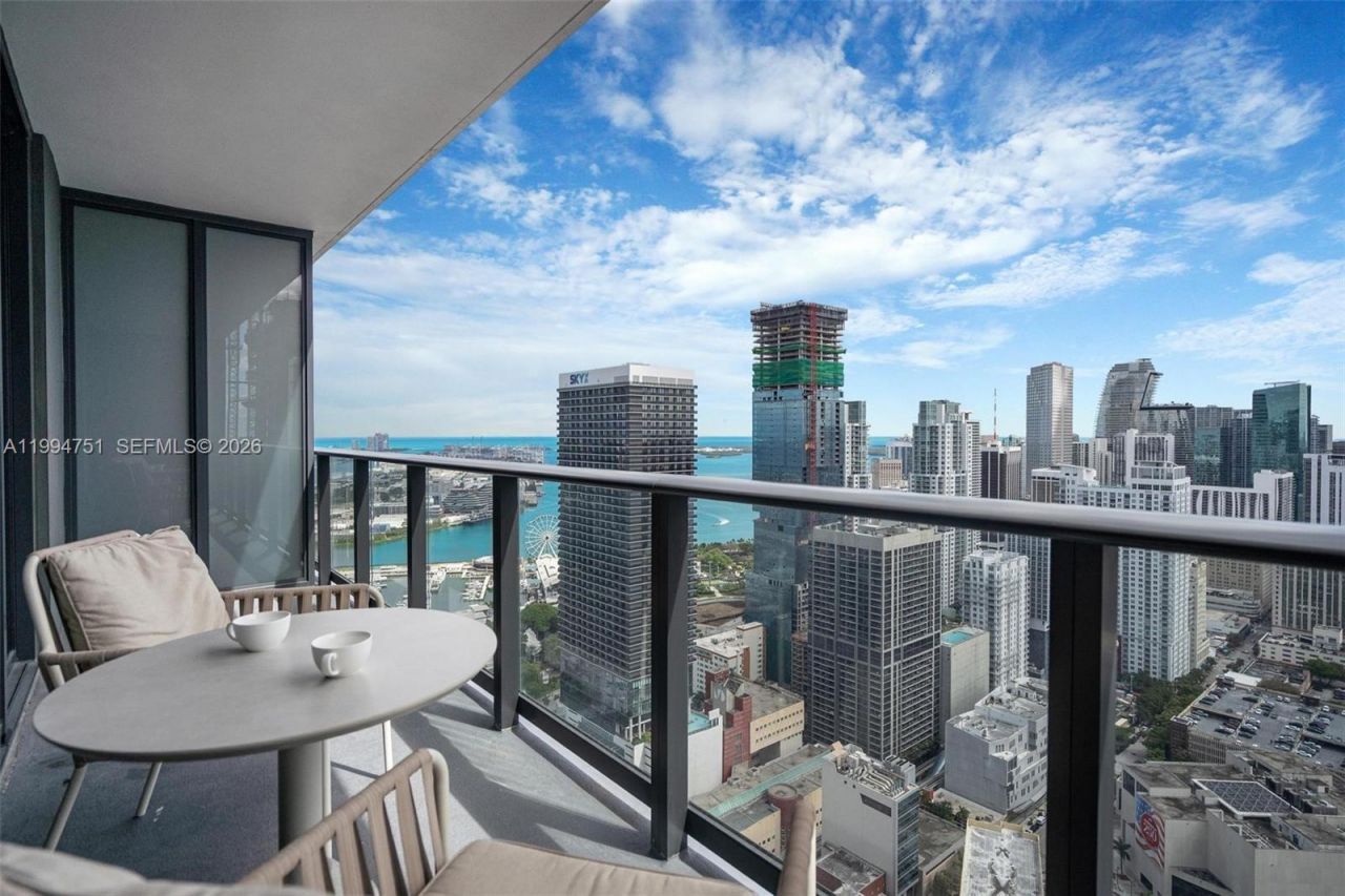 159 NE 6, Unit 4508, Miami, FL 33132 Photo